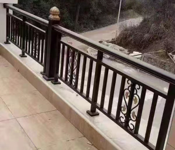 阳台护栏