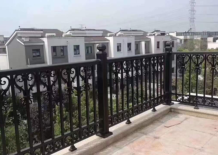 阳台护栏